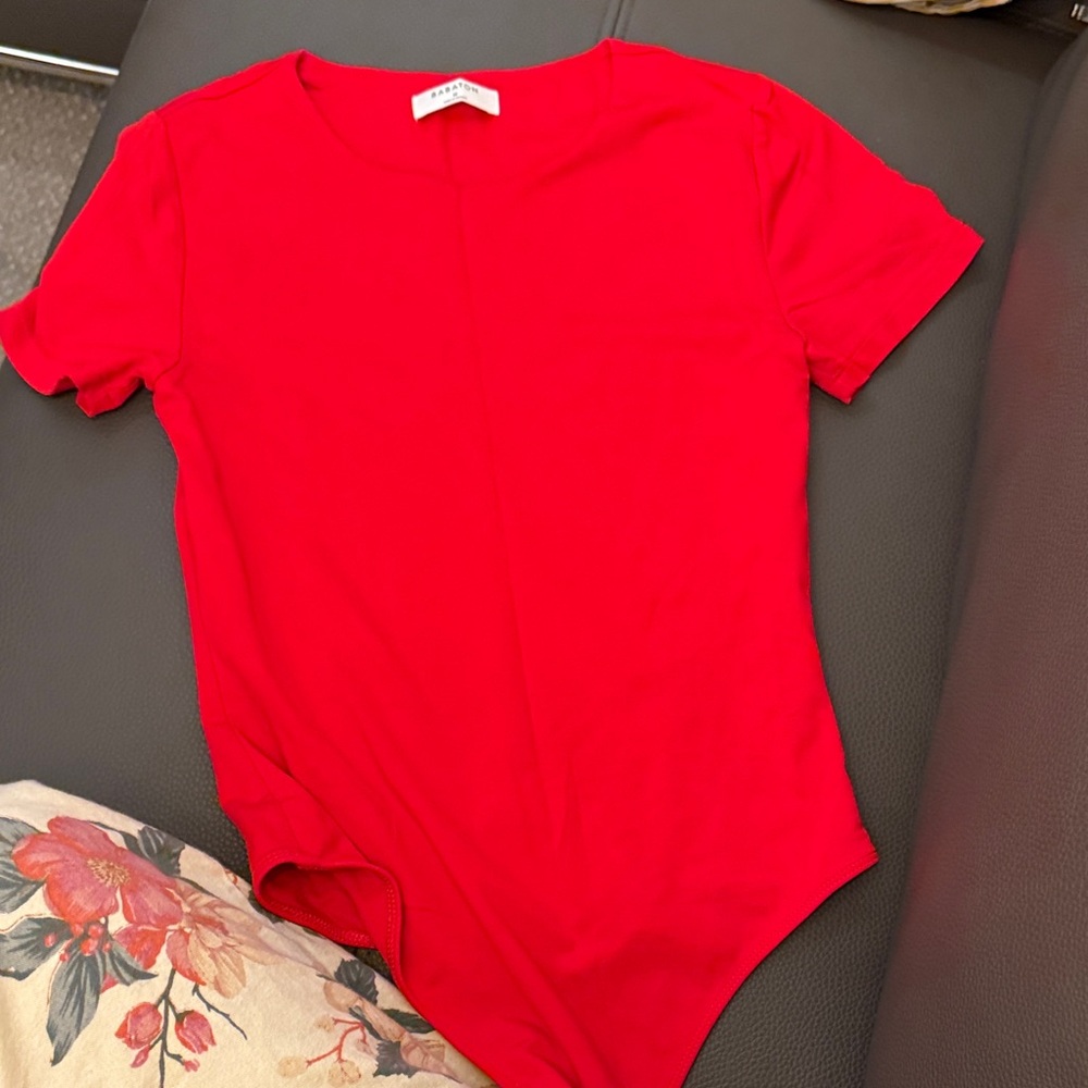 Babaton Red Short Sleeve Crewneck Bodysuit